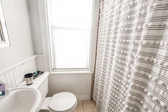 9 Hyatt Avenue, Yonkers, NY 10704