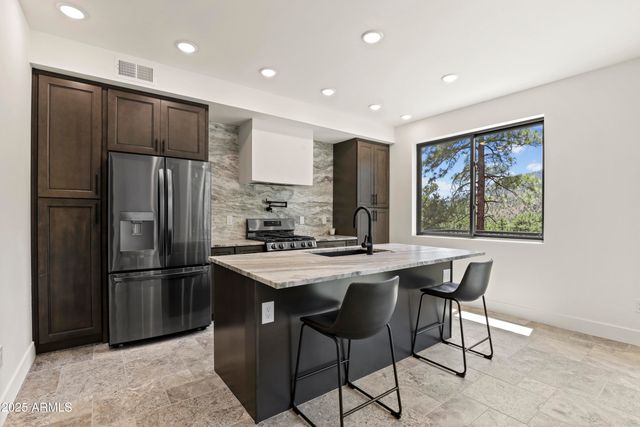 6541 W Ruin Hill Loop, Pine, AZ 85544