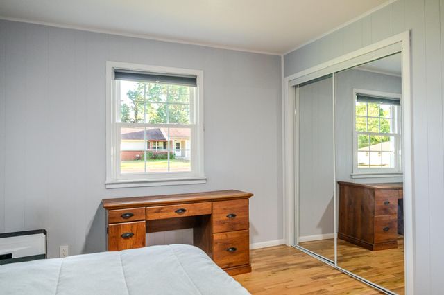 108 Circle Drive, Monett, MO 65708