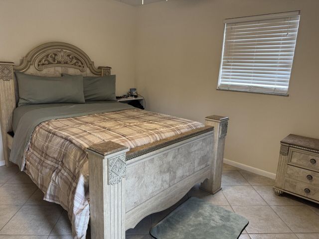 882 SE Walters Terrace, Port St. Lucie, Port St Lucie, FL 34983