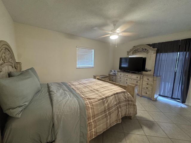 882 SE Walters Terrace, Port St. Lucie, Port St Lucie, FL 34983