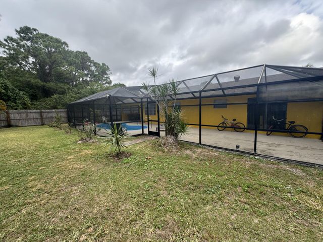 882 SE Walters Terrace, Port St. Lucie, Port St Lucie, FL 34983