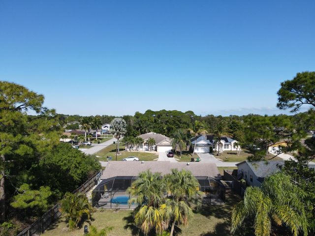 882 SE Walters Terrace, Port St. Lucie, Port St Lucie, FL 34983