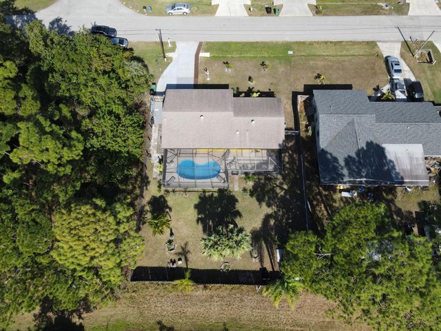 882 SE Walters Terrace, Port St. Lucie, Port St Lucie, FL 34983