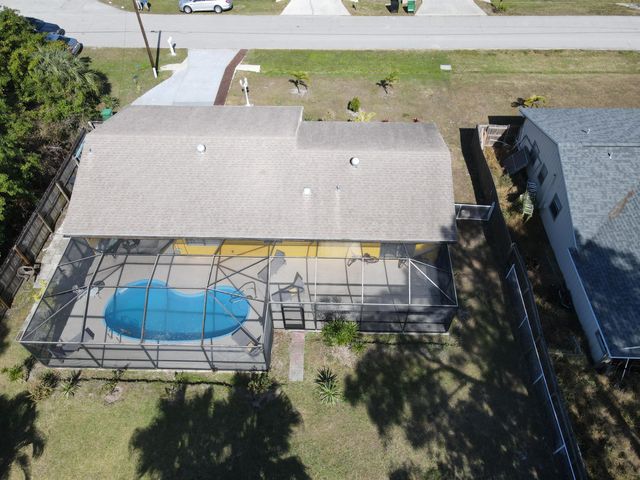 882 SE Walters Terrace, Port St. Lucie, Port St Lucie, FL 34983