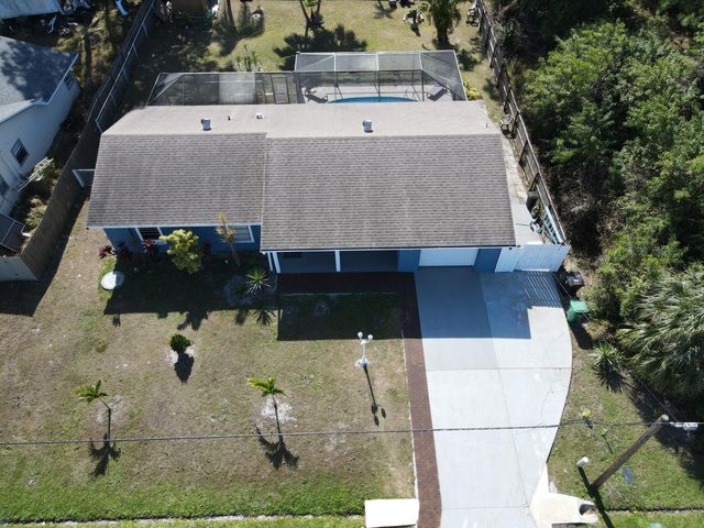 882 SE Walters Terrace, Port St. Lucie, Port St Lucie, FL 34983