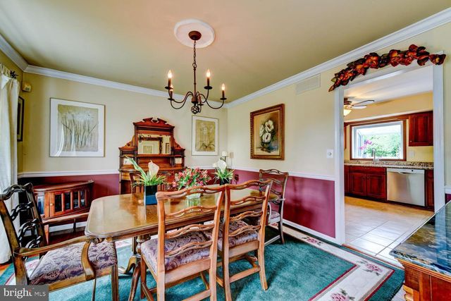 8 BRADFORD CT, Princeton Junction, NJ 08550