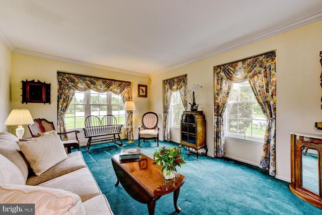 8 BRADFORD CT, Princeton Junction, NJ 08550