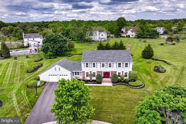 8 BRADFORD CT, Princeton Junction, NJ 08550