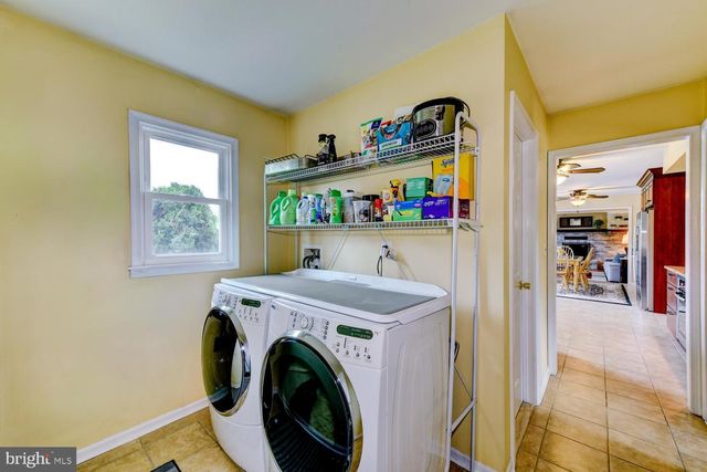 8 BRADFORD CT, Princeton Junction, NJ 08550