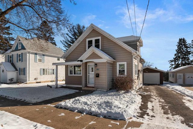 405 Rosendale Street, Beaver Dam, WI 53916