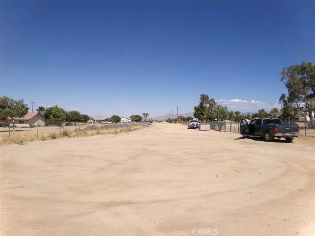 0 Palm, Oak Hills, CA 92344