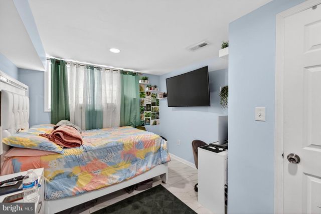 9414 WYATT DR, Lanham, MD 20706