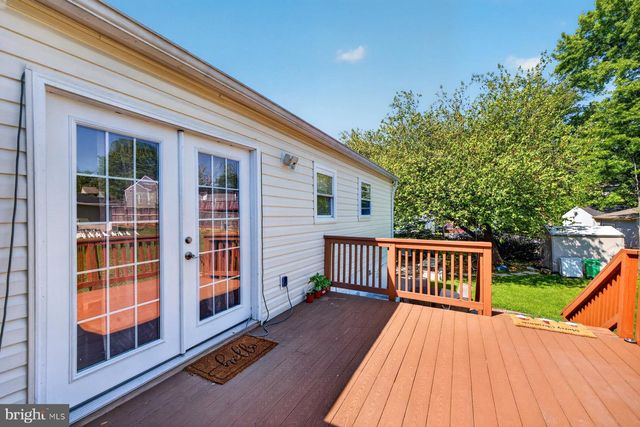 9414 WYATT DR, Lanham, MD 20706