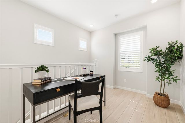 27637 Ensemble, Valencia, CA 91381