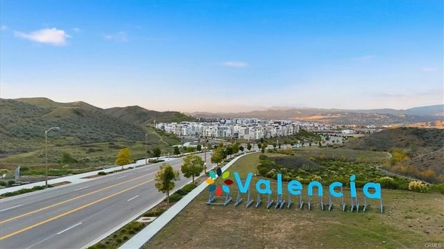27637 Ensemble, Valencia, CA 91381