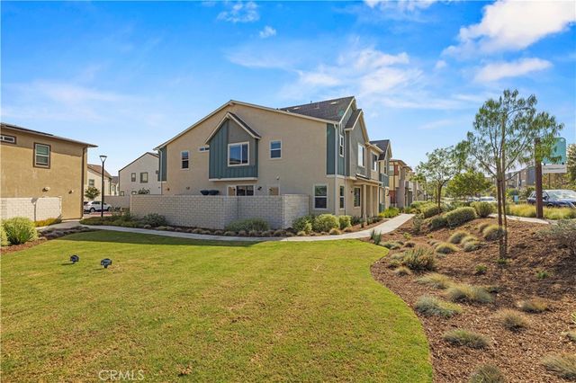 27637 Ensemble, Valencia, CA 91381