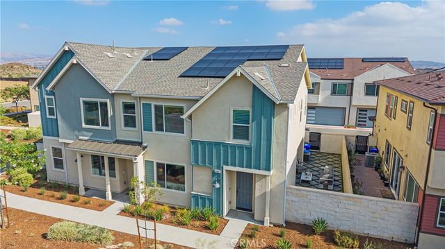 27637 Ensemble, Valencia, CA 91381