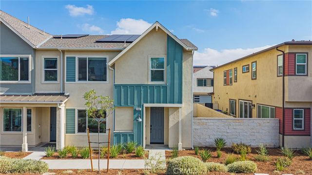27637 Ensemble, Valencia, CA 91381