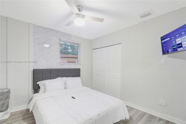 6039 SW 38th St, Miramar, FL 33023
