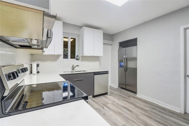 6039 SW 38th St, Miramar, FL 33023
