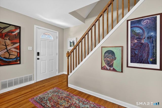 12 Pond Road, Hamden, CT 06514