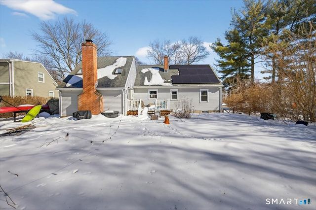 12 Pond Road, Hamden, CT 06514