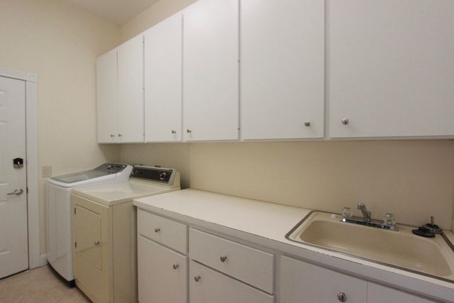 240 Sussex Circle, Jupiter, FL 33458