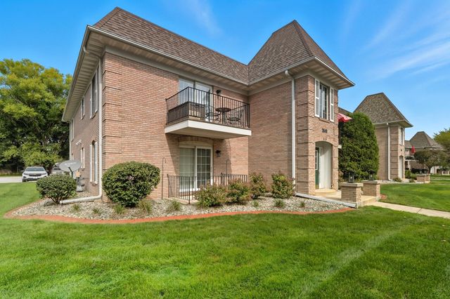 2649 Georgetowne Drive B2, Highland, IN 46322