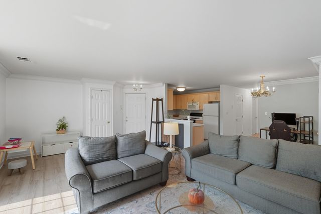 2649 Georgetowne Drive B2, Highland, IN 46322