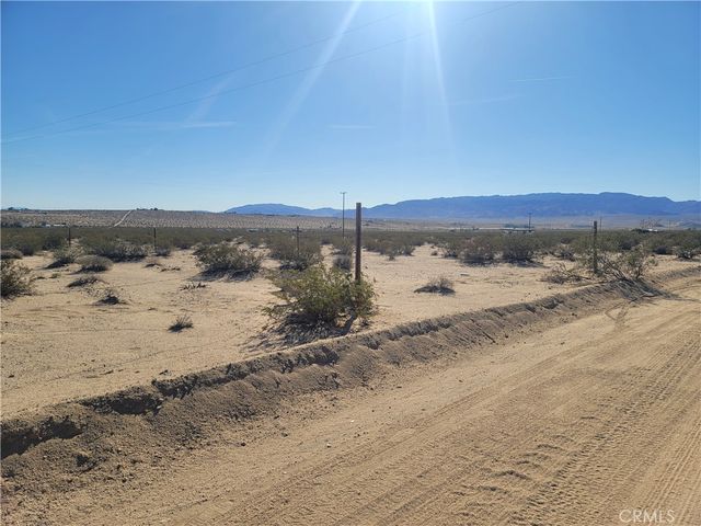 2255 SHOOTING STAR, 29 Palms, CA 92277