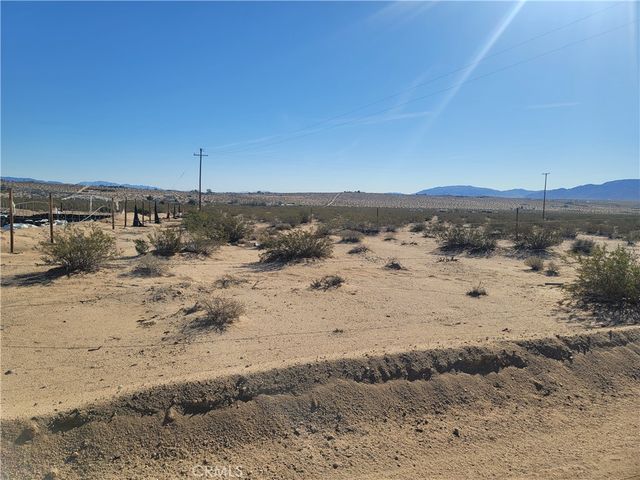 2255 SHOOTING STAR, 29 Palms, CA 92277