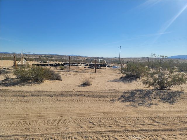 2255 SHOOTING STAR, 29 Palms, CA 92277