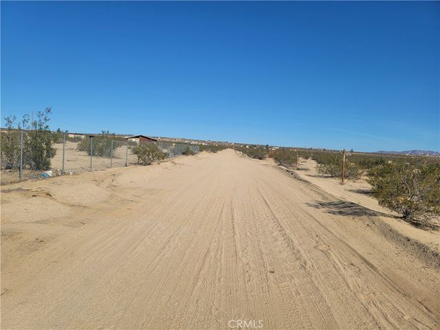 2255 SHOOTING STAR, 29 Palms, CA 92277