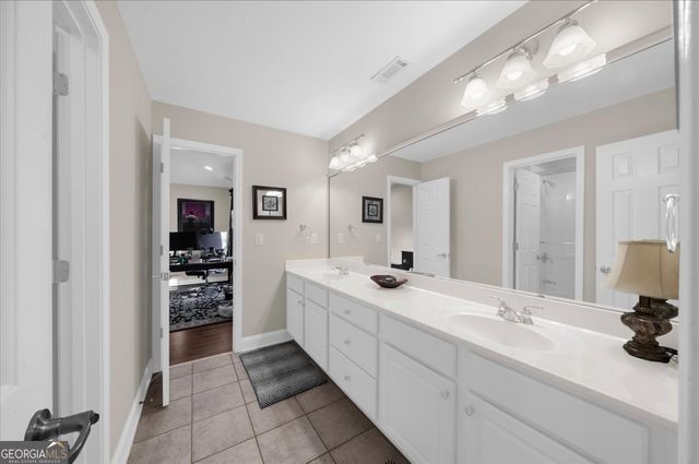 1715 Spartan Lane, Mulberry, GA 30548