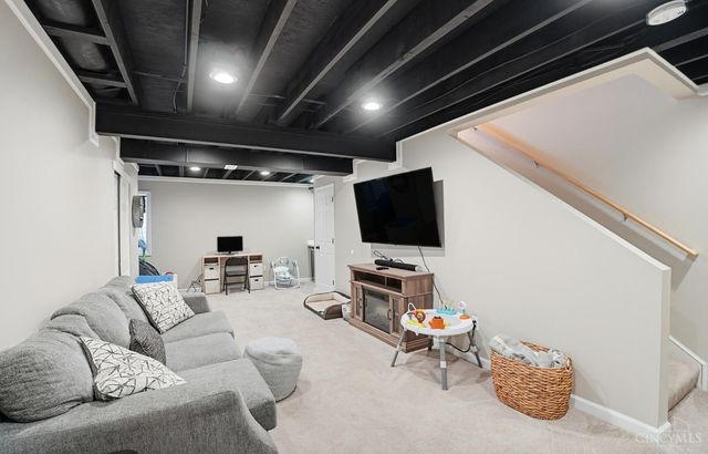 8994 Camberley Street, Harrison, OH 45030