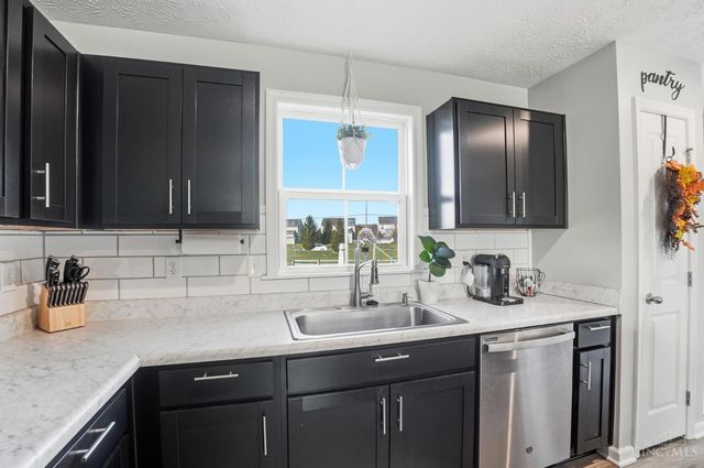 8994 Camberley Street, Harrison, OH 45030