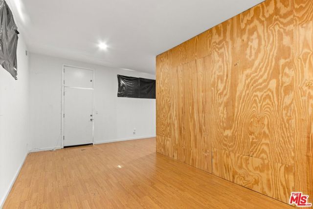 4057 Tivoli Avenue, Los Angeles, CA 90066
