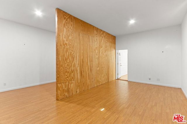 4057 Tivoli Avenue, Los Angeles, CA 90066