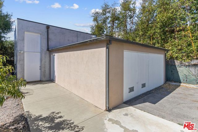 4057 Tivoli Avenue, Los Angeles, CA 90066