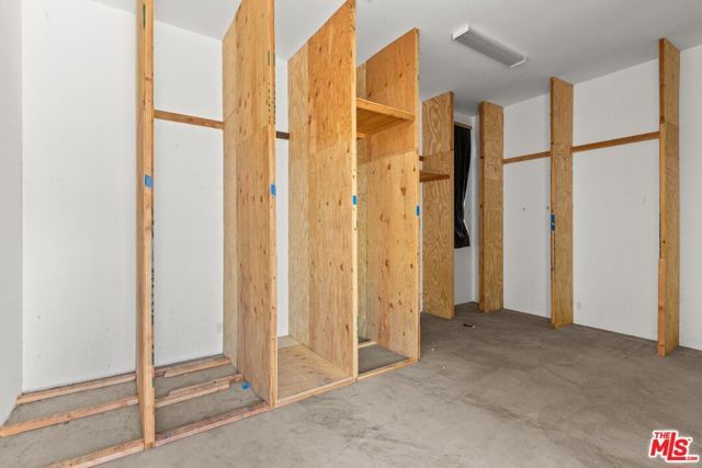 4057 Tivoli Avenue, Los Angeles, CA 90066