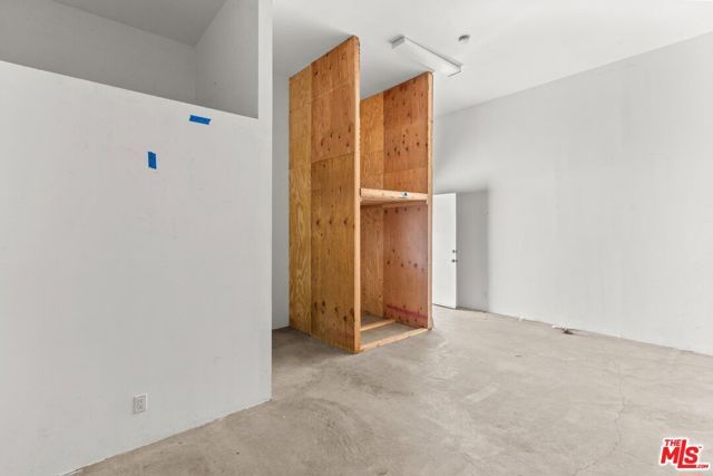 4057 Tivoli Avenue, Los Angeles, CA 90066