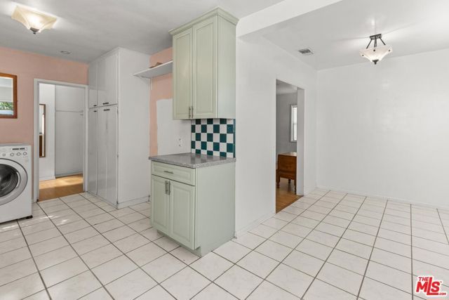 4057 Tivoli Avenue, Los Angeles, CA 90066