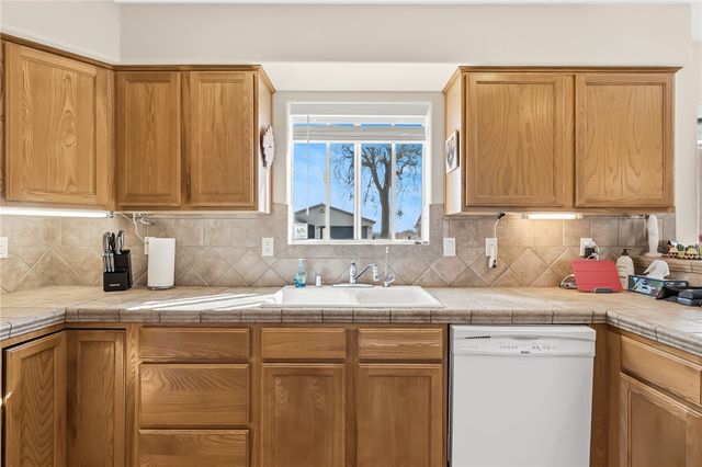 1775 E Desert Bloom Drive, Mohave Valley, AZ 86440