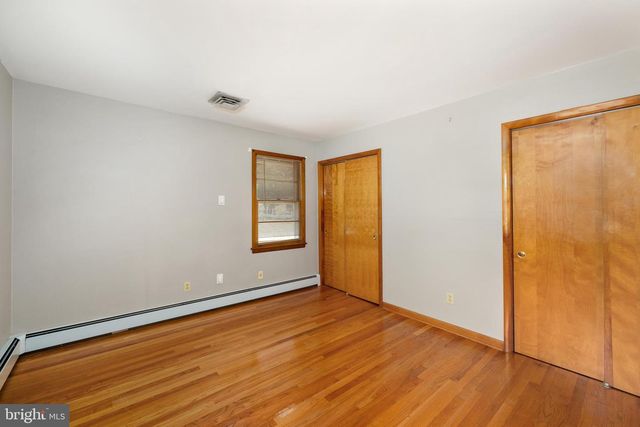 405 LAKELAWN DR, Milford, DE 19963