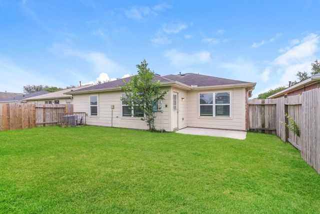 5119 Panay Park Drive, Houston, TX 77048