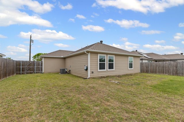 321 Blakney Street, Cleburne, TX 76031