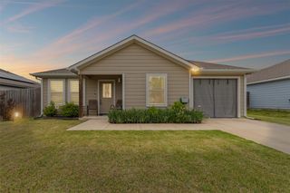 321 Blakney Street, Cleburne, TX 76031