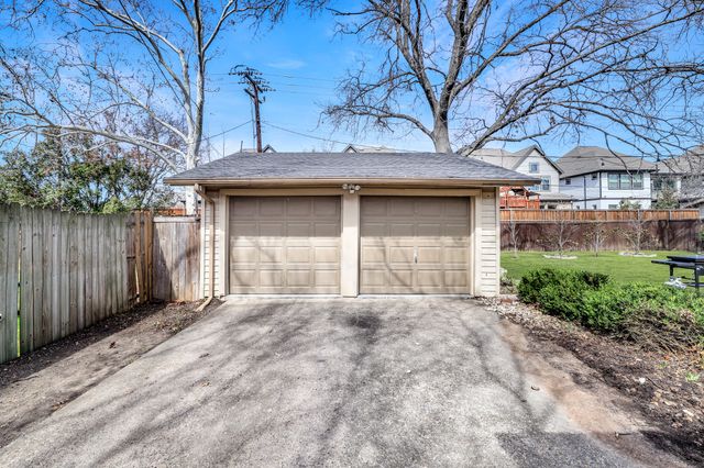 3411 Timberview Road, Dallas, TX 75229