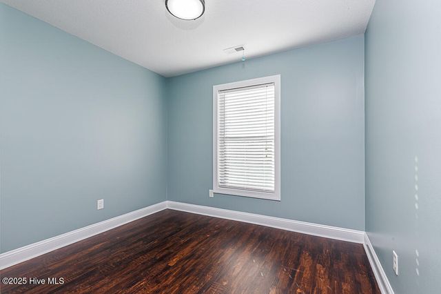 902 Mandarin Trail, Jacksonville, NC 28540